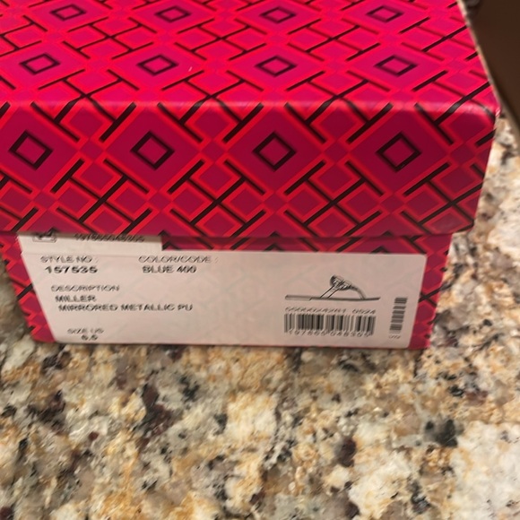 Authentic Tory Burch bag and shoe box combo - Picture 5 of 8